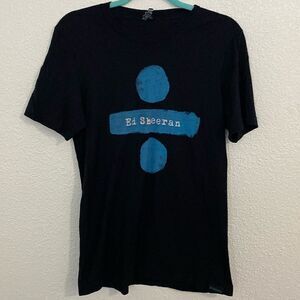 Ed Sheeran- Divided tour T-shirt- Size medium